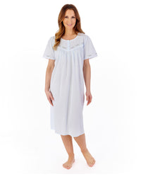 Slenderella Womens Lavender Embroidered 42" Woven Nightdress