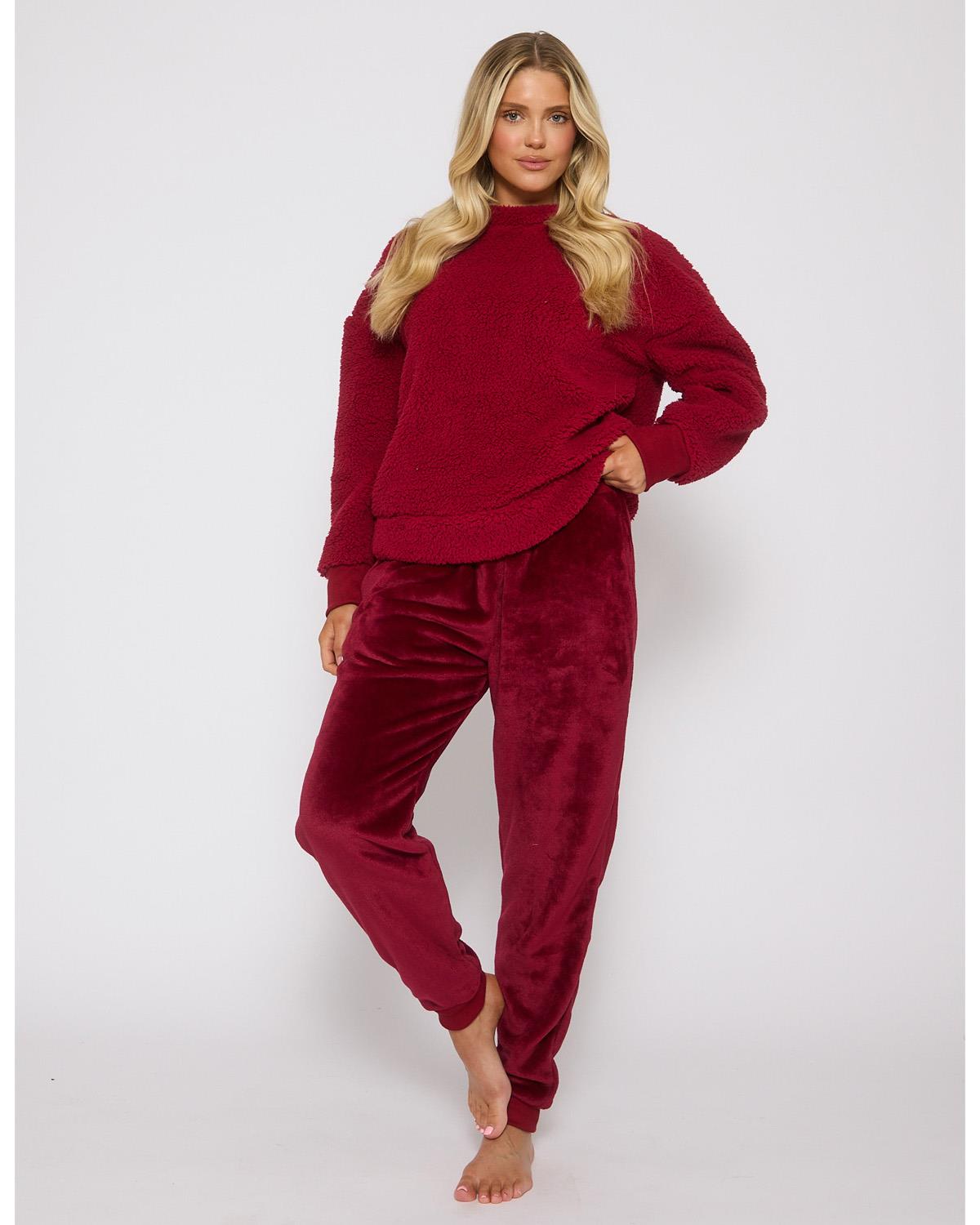 Loungeable Womens Borg Removeable Snood Jumper & Jogger Set