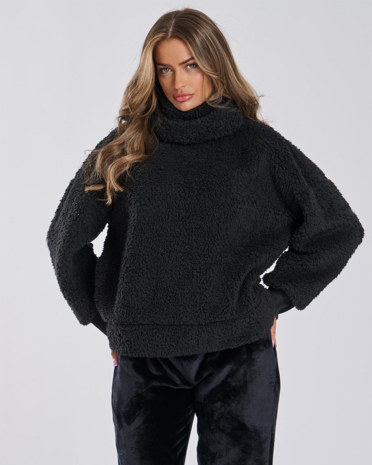 Loungeable Womens Borg Removeable Snood Jumper & Jogger Set