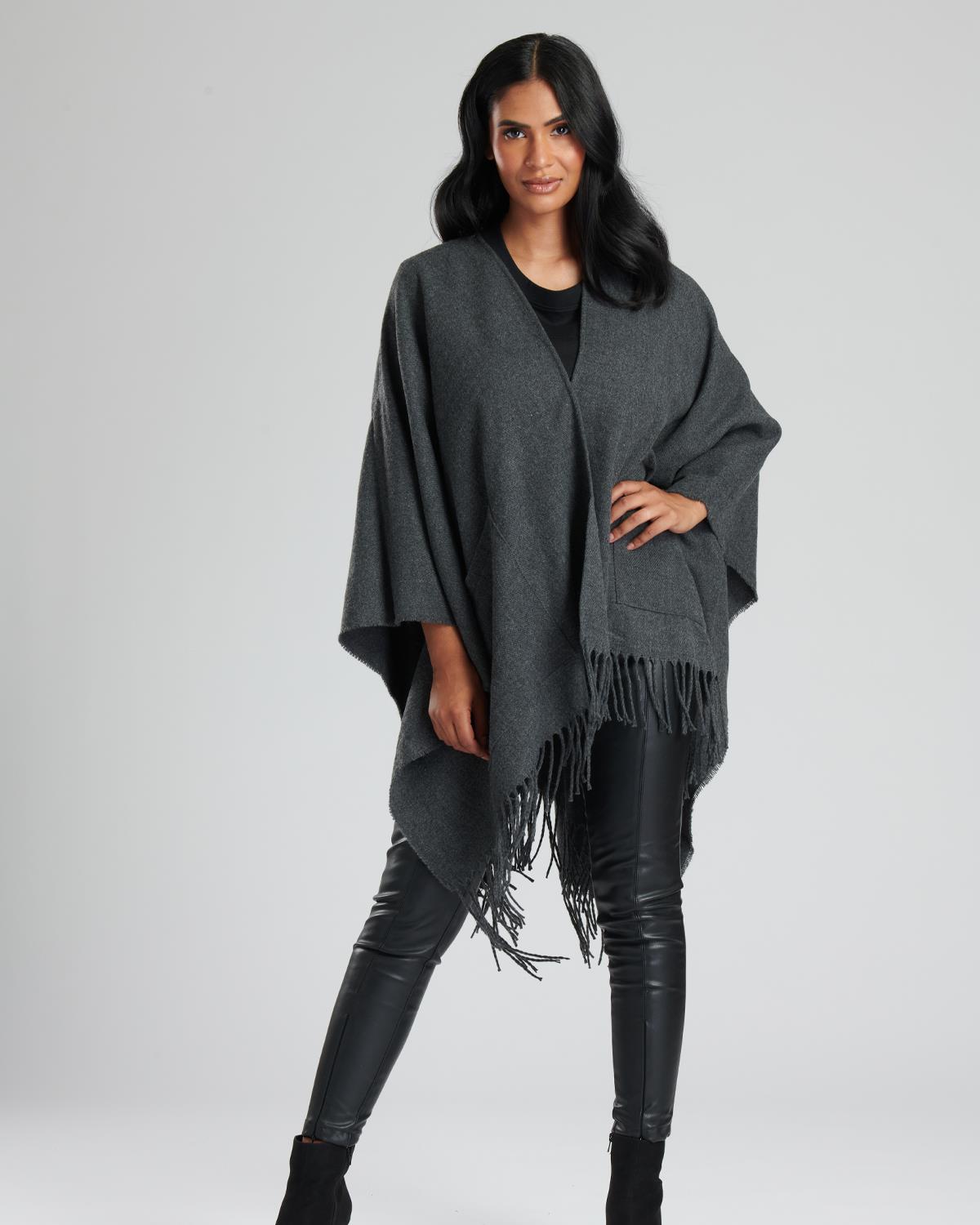South Beach Womens Knitted Fringe Poncho