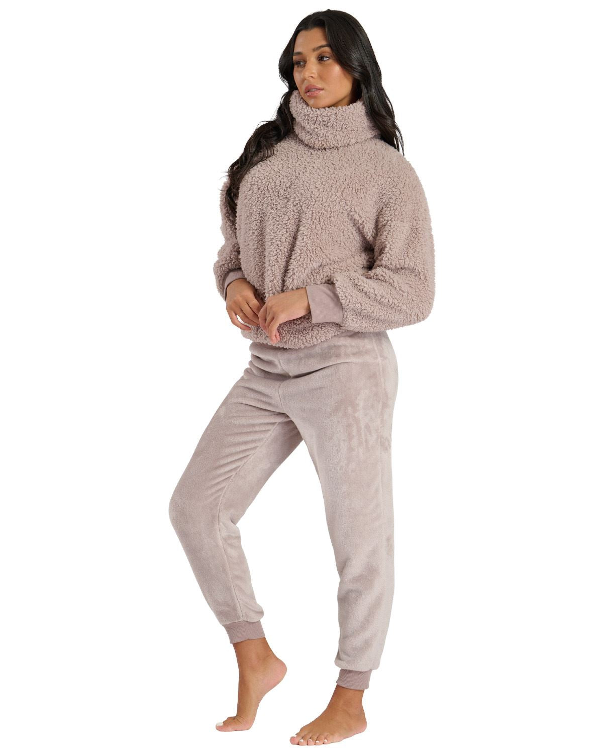 Loungeable Womens Borg Removeable Snood Jumper & Jogger Set