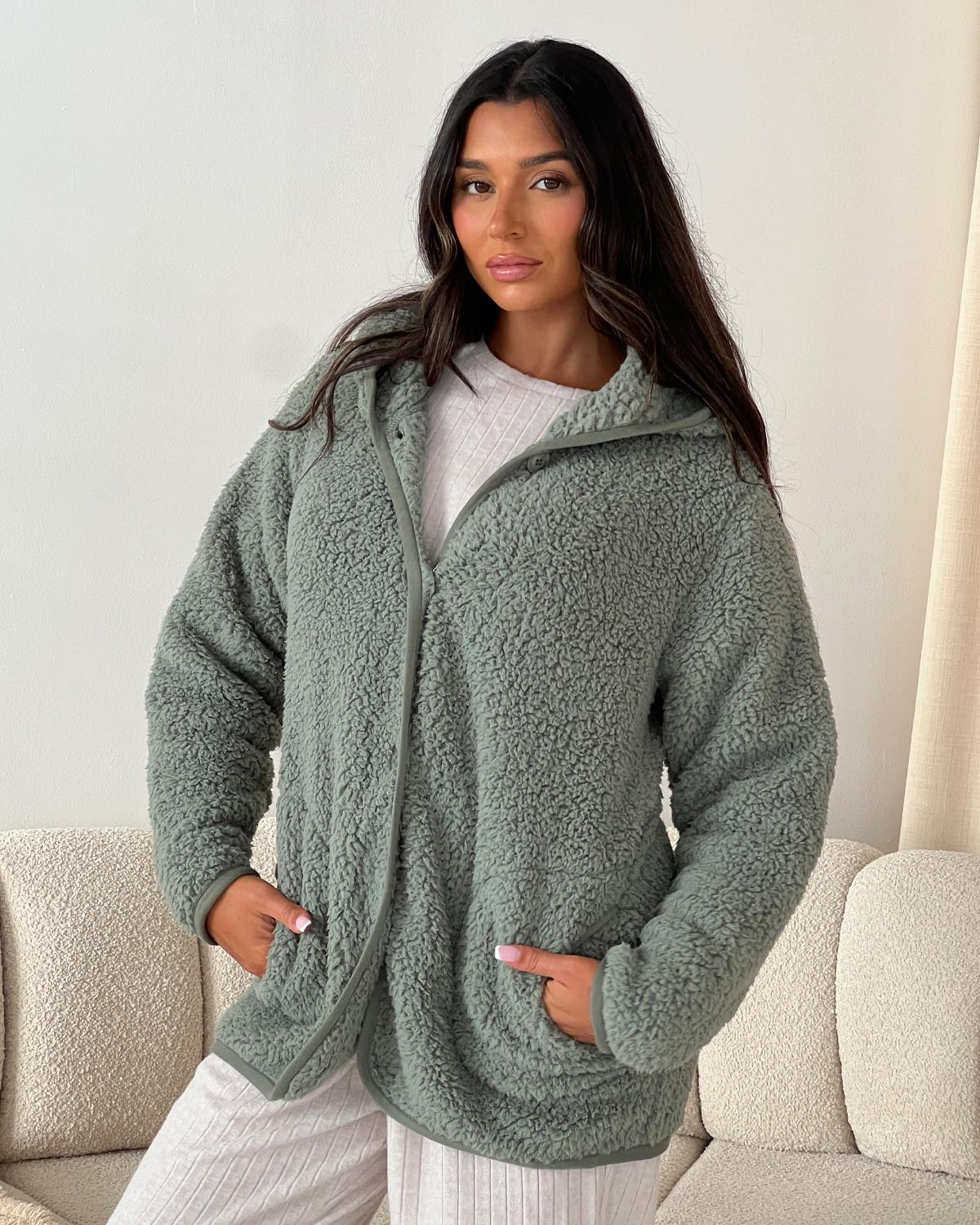 Loungeable Womens Button Snuggle Fleece Cardigan – Slumber Hut