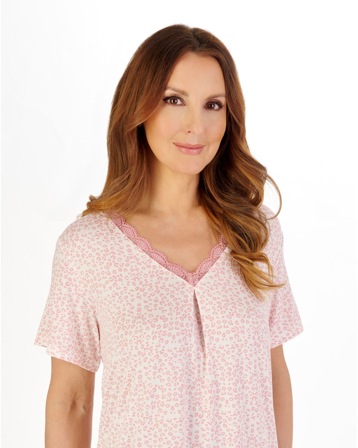Gaspe Womens Supersoft Leopard Print 38" Short Sleeve Nightdress