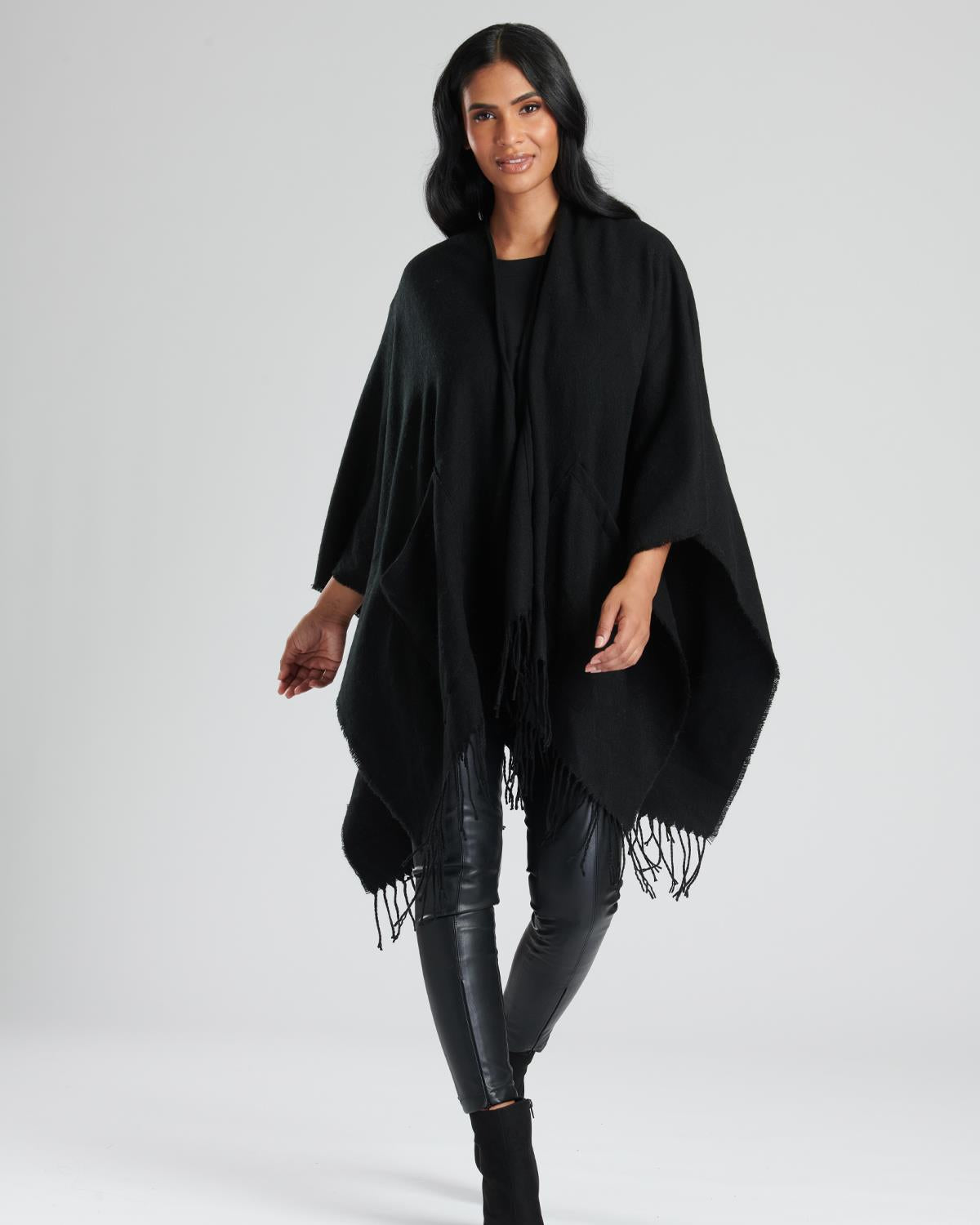 South Beach Womens Knitted Fringe Poncho