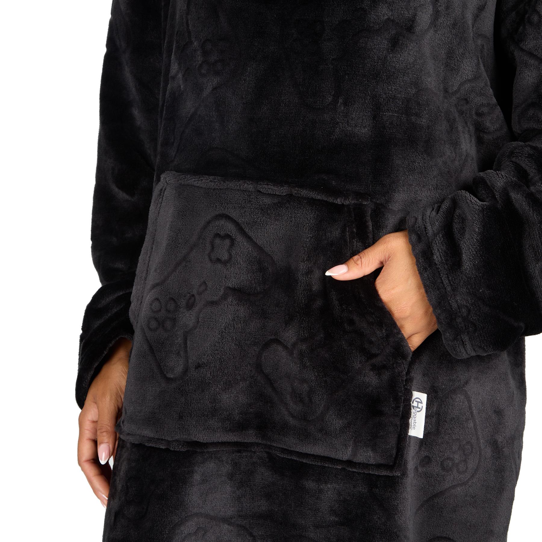 Huggable Mens Embossed Gaming Hoodie